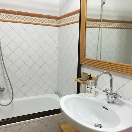 Felipe Valls Apartment